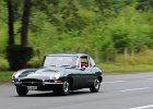 Jaguar E-type coupé série 1  Jaguar E-type coupé série 1, 100 autos sur la N7, 10 juillet 2017