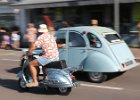 Scooter &#38; Citroën 2cv  Scooter &#38; Citroën 2cv, bouchon de Joigny, 1 septembre 2024