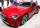 Lexus LC500h  Coup de coeur pour cette Lexus, difficiel à photographier dans la foule