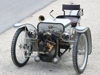 Morgan Runabout 1910  Morgan Runabout 1910 : pas de ceinture de sécurité, pas d'airbag, pas d'BAS, pas de GPS, pas de clim...