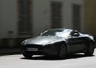 Aston Martin V8 Vantage  Aston Martin V8 Vantage, Moteurs en tous Sens, 11 juin 2017