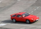 Porsche 928
