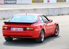 Porsche 944