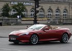Aston Martin DB9 Volante  Aston Martin DB9 Volante, 9e traversée estivale de Paris, 31 juillet 2016