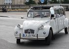 Citroën 2cv limousine  Citroën 2cv limousine, 9e traversée estivale de Paris, 31 juillet 2016