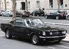 Ford Mustang fastback  Ford Mustang fastback, 9e traversée estivale de Paris, 31 juillet 2016
