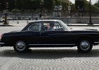 Peugeot 404 coupé  Peugeot 404 coupé, 10ème traversée de Paris estivale, 30 juillet 2017
