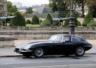 Jaguar E-type coupé  Jaguar E-type coupé, traversée de Paris, 30 août 2020