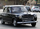 Peugeot 403  Peugeot 403, traversée de Paris, 30 août 2020