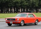 Ford Mustang 1965  Ford Mustang 1965, traversée de Paris, 25 juillet 2021