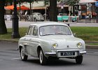 Renault Dauphine  Renault Dauphine, traversée de Paris, 25 juillet 2021