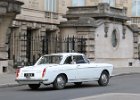 Peugeot 404 coupé 1965  Peugeot 404 coupé 1965, traversée de Paris, 31 juillet 2022