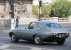 Jaguar E-type 1967  Jaguar E-type 1967, traversée de Paris, 31 juillet 2022