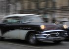 Buick Roadmaster 1957  Buick Roadmaster 1957, 16e traversée de Paris hivernale, 10 janvier 2016
