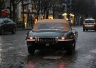 Jaguar E-type cabriolet série 1  Jaguar E-type cabriolet série 1, 17e traversée de Paris hivernale, 8 janvier 2017