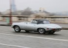 Jaguar E-type cabriolet série 3  Jaguar E-type cabriolet série 3, traversée de Paris, 7 janvier 2018