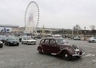 Peugeot 402 limousine  Peugeot 402 limousine, traversée de Paris, 7 janvier 2018