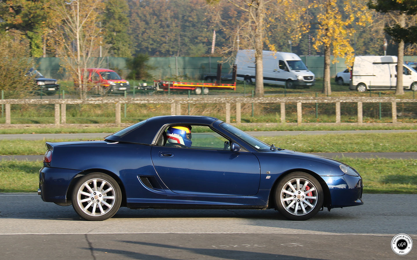 MG F