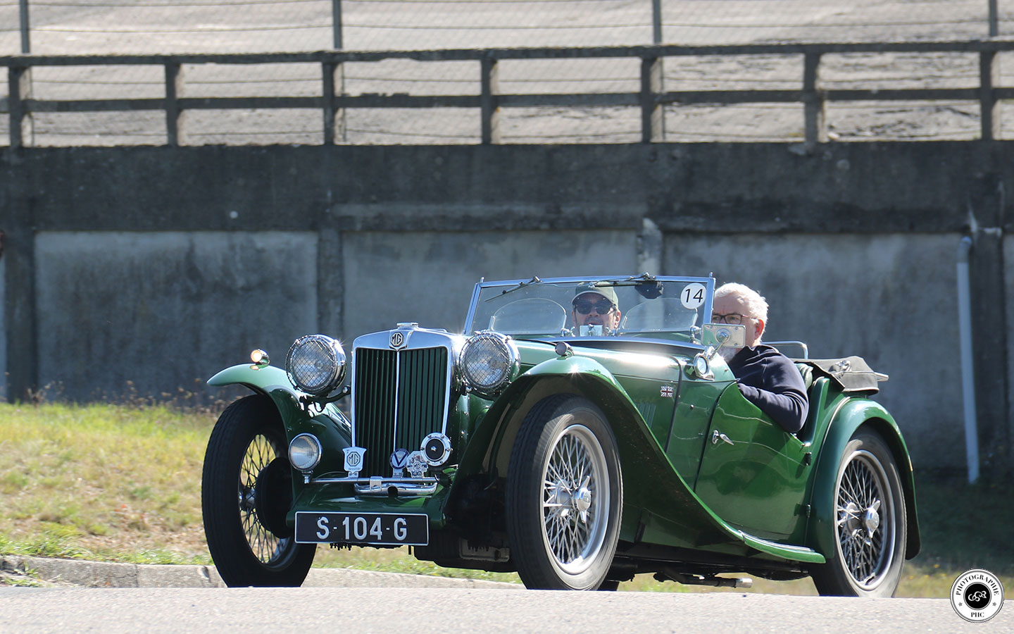 MG T