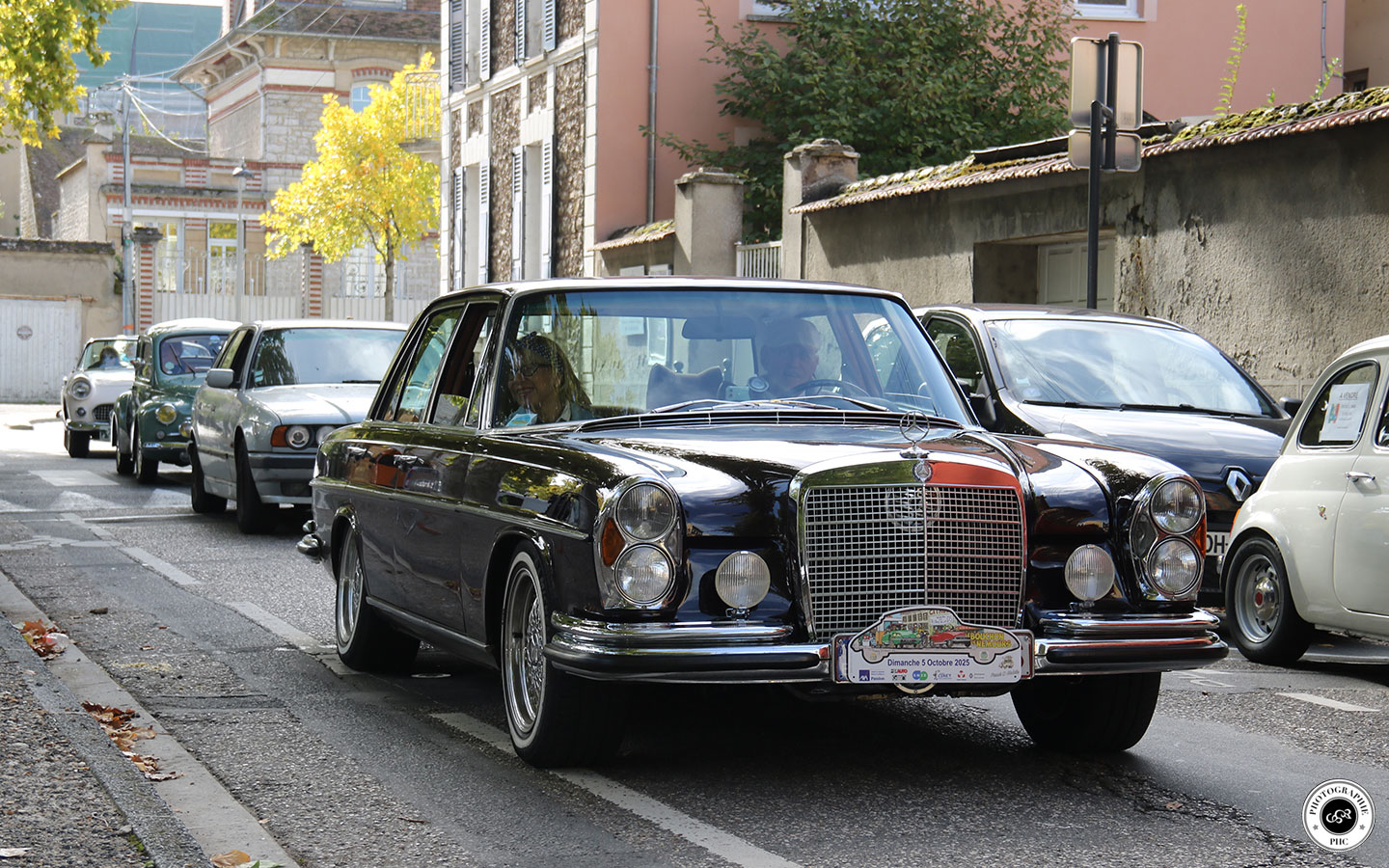 Mercedes 280 SE
