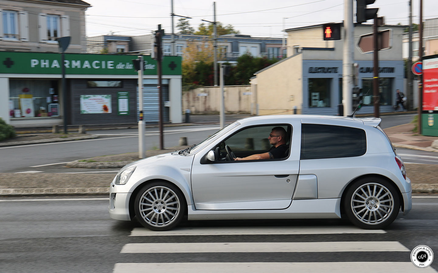 Renault Clio V6