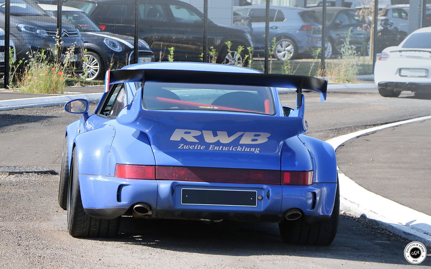 Porsche 964 RWB