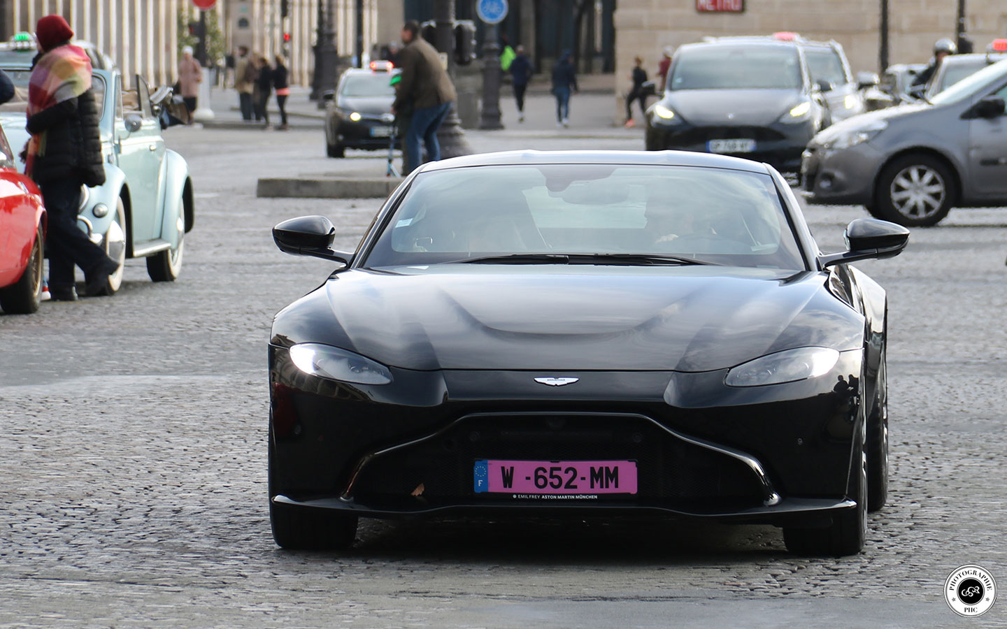 Aston Vantage