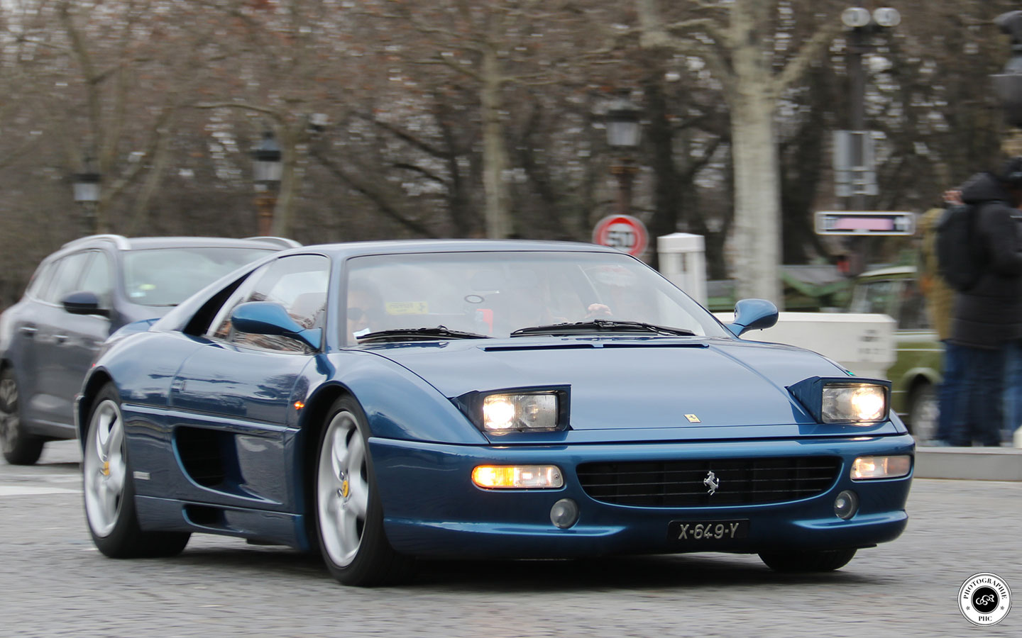 F355 Ferrari