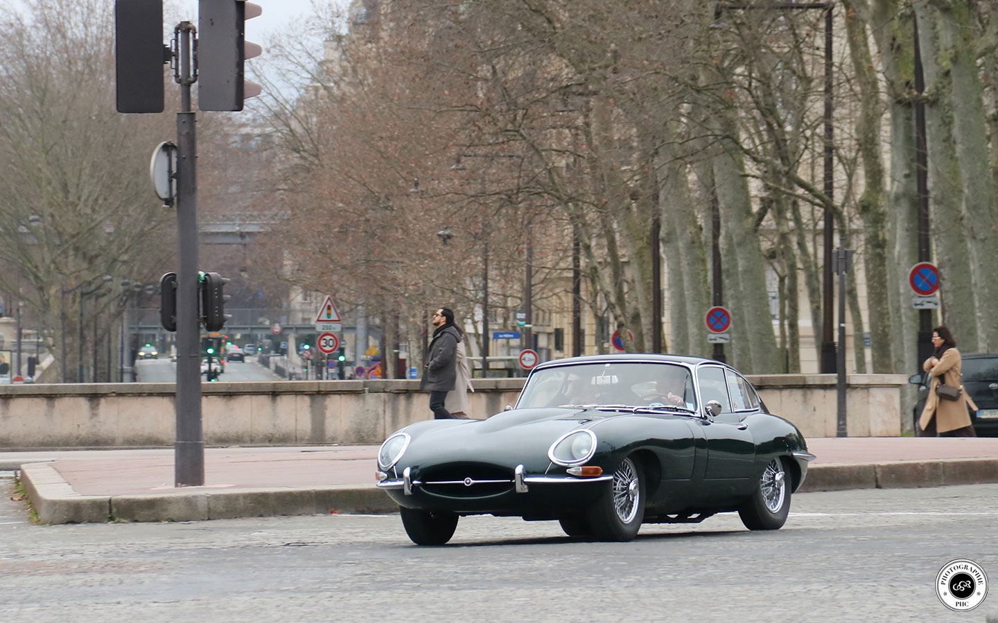 Jaguar E-type coupé