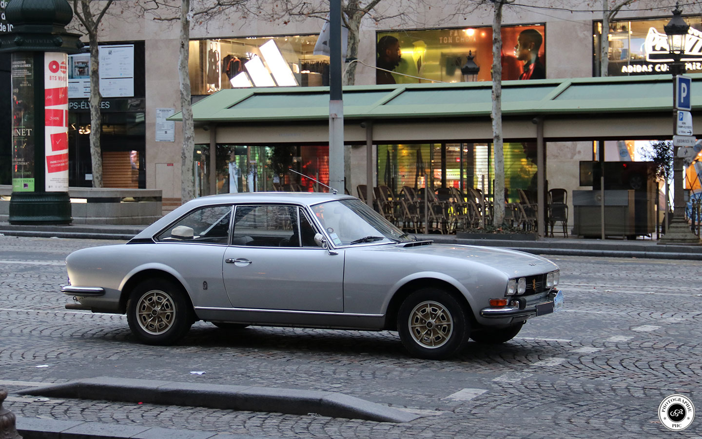 Peugeot 504 coupé