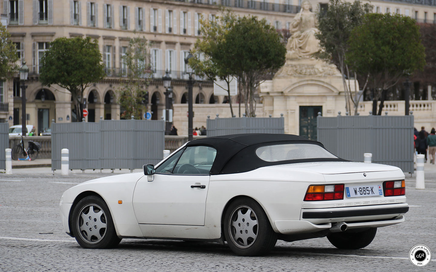 Porsche 944 S2