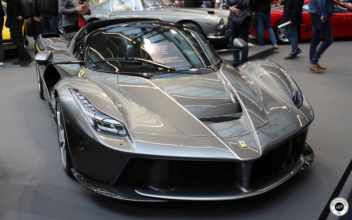 Ferrari Laferrari Aperta